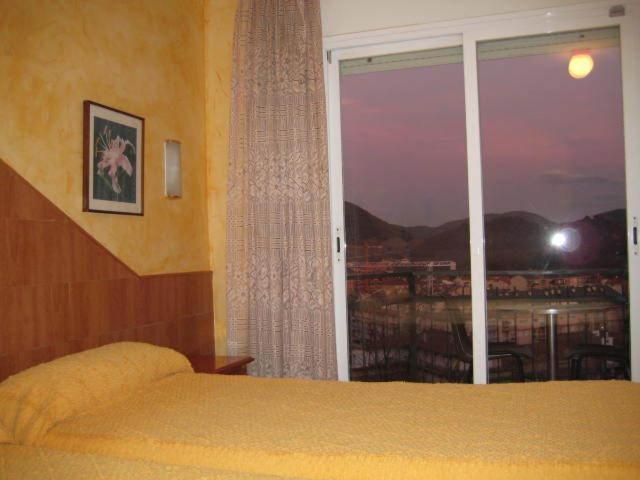 Hostal Sant Bernat Olot Quarto foto